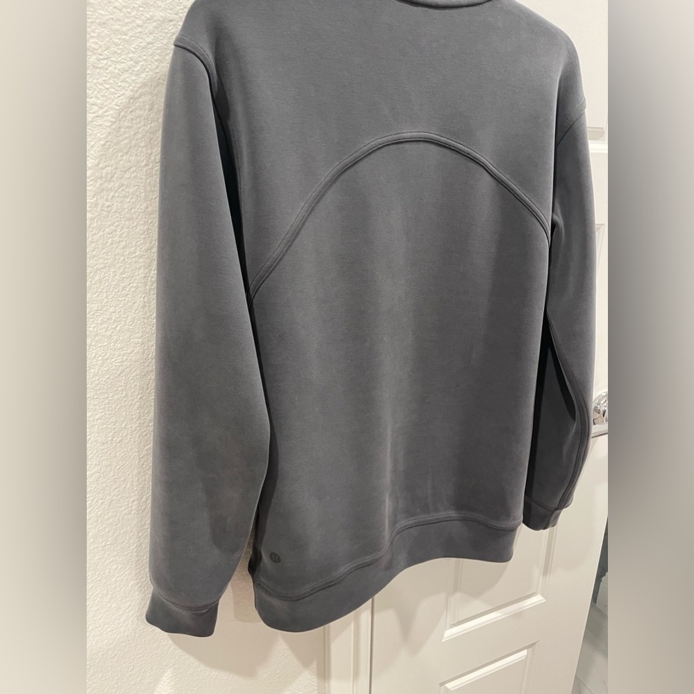lululemon athletica Gray Sweatshirt - Picture 4 of 9